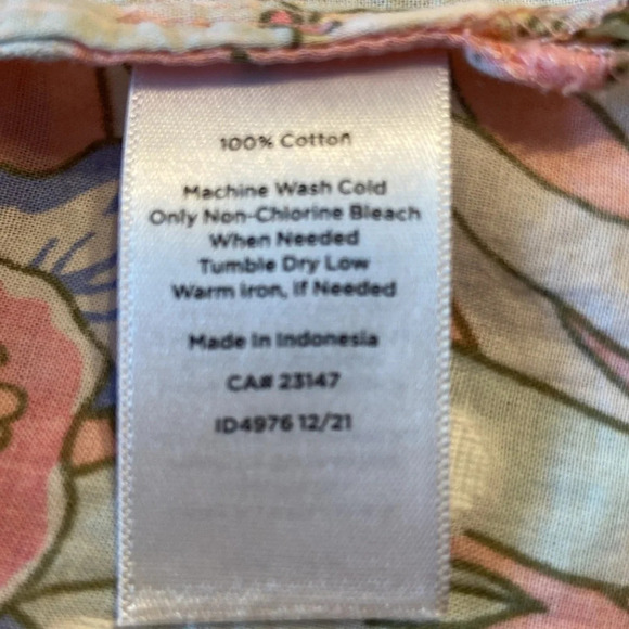 Talbots sleeveless multi colored top - Picture 8 of 8